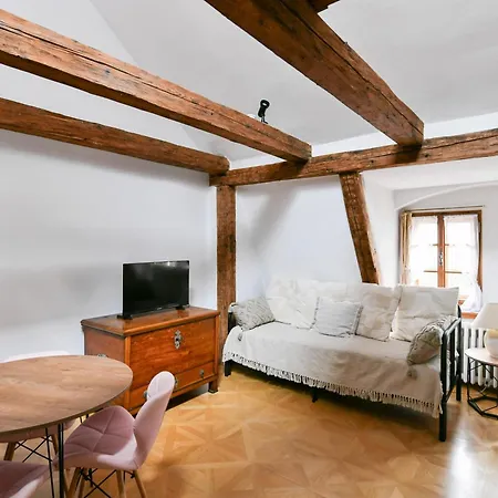 בית נופש Tiny House Old Town *